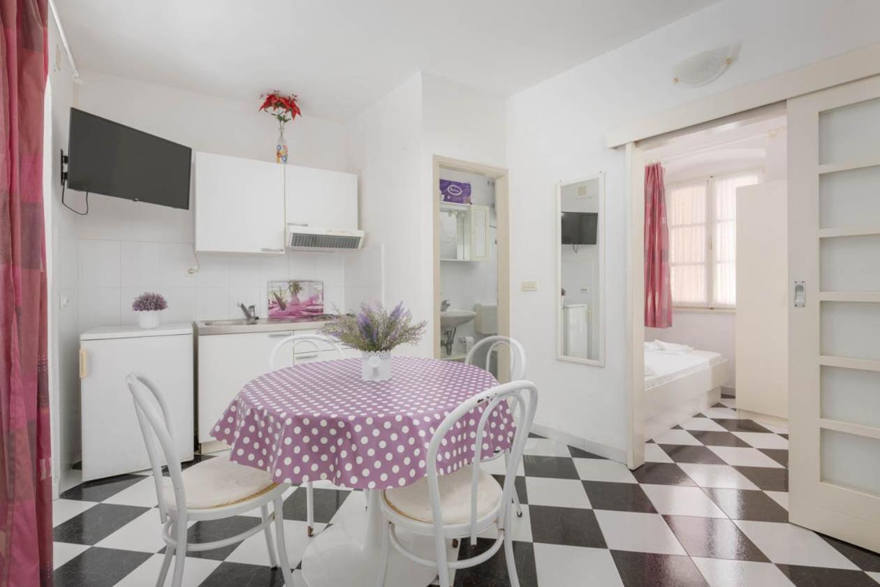 Apartmani Marija Подгора Екстер'єр фото