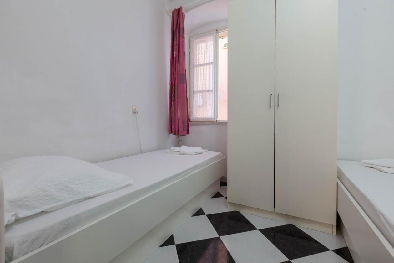 Apartmani Marija Подгора Екстер'єр фото